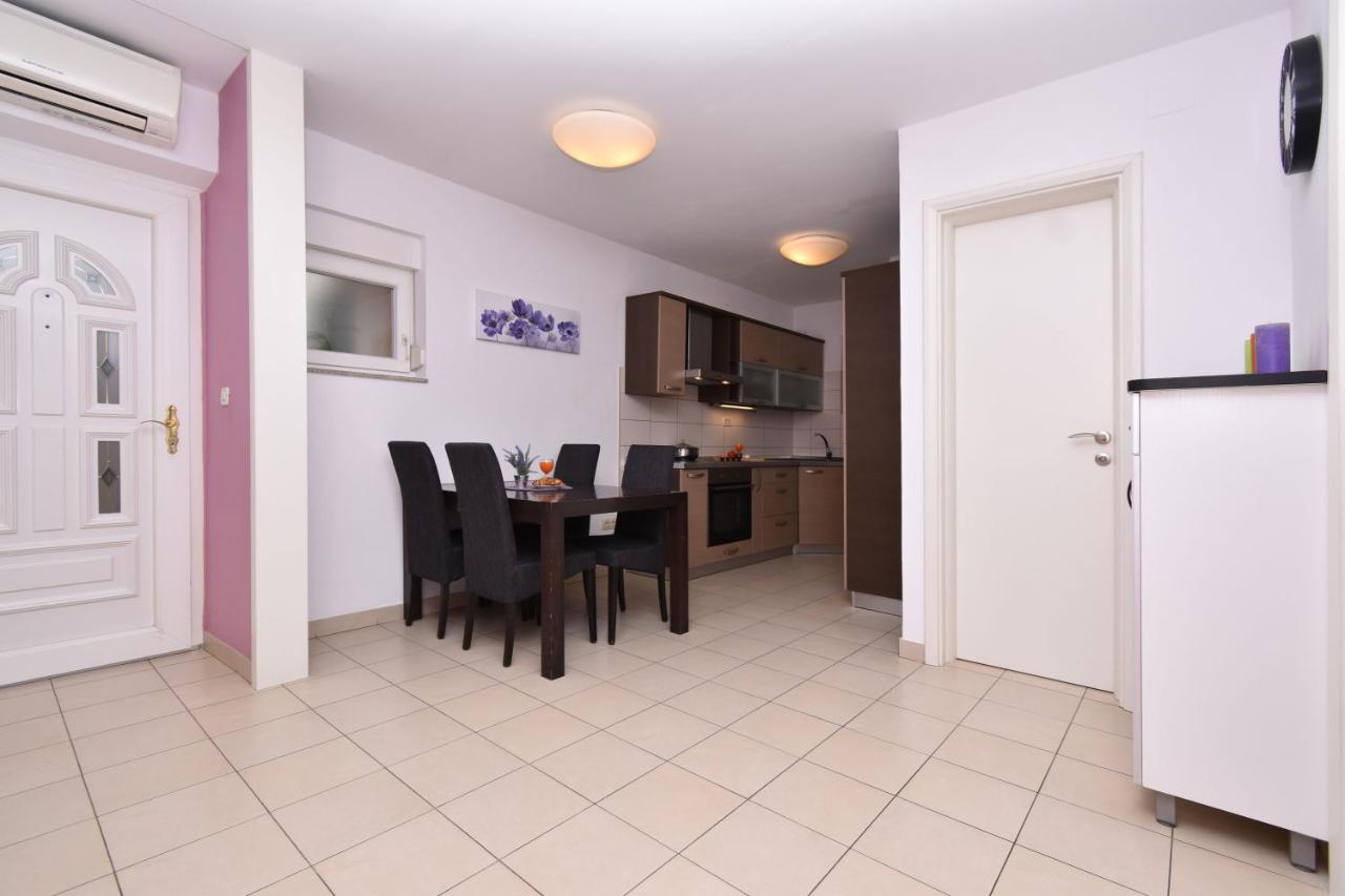 Sunny Garden Sibenik, Cozy Apartment Near Old Town Exterior foto