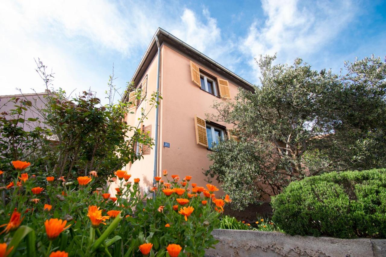Sunny Garden Sibenik, Cozy Apartment Near Old Town Exterior foto